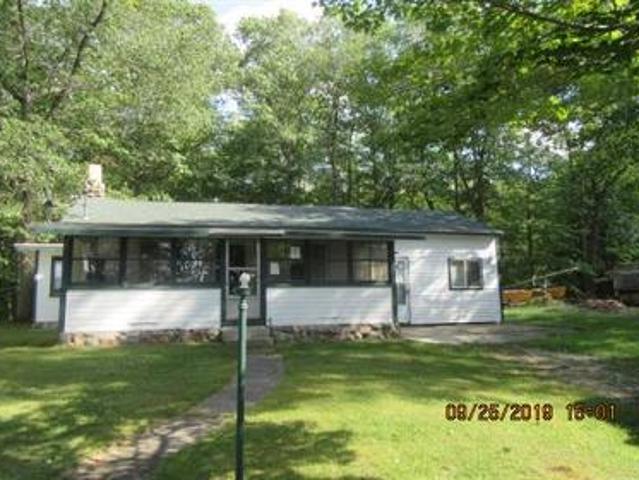 E Cedar Lake Dr