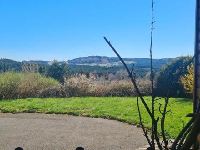 e Chambon sur Lignon 5 min Chalet plain pied 106 m2 Vu