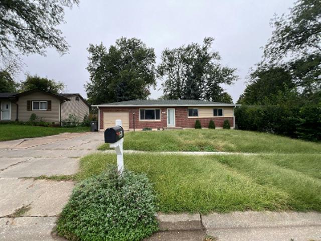 E Cherrywood Dr