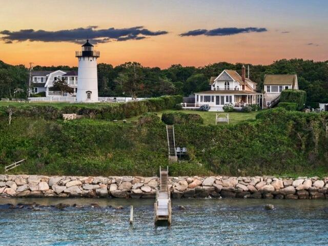 E Chop Dr, Oak Bluffs, Home For Sale