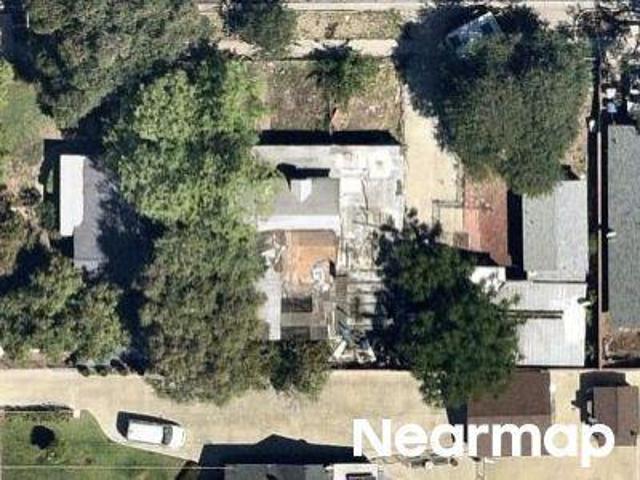E Claremont St