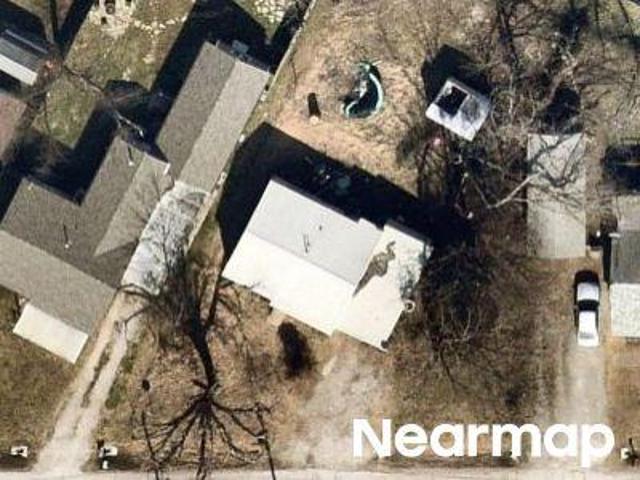 E Claremore St