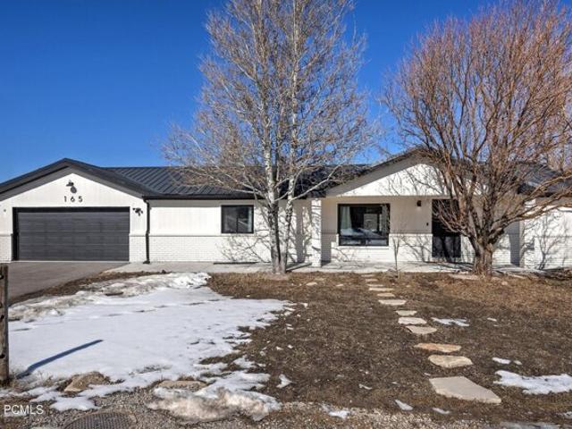 E Countryside Cir, Park City, Home For Sale