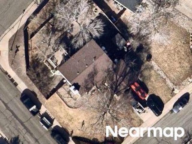 E Crestline Cir
