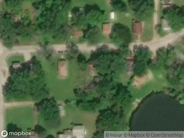 E Deerson St