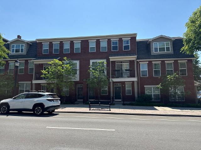 E Dekalb Pike # 108