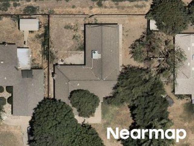 E Deodar Ln
