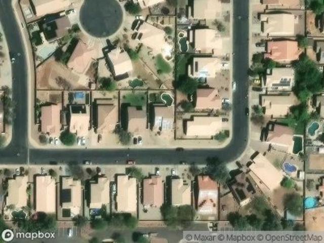 E Elaine Dr