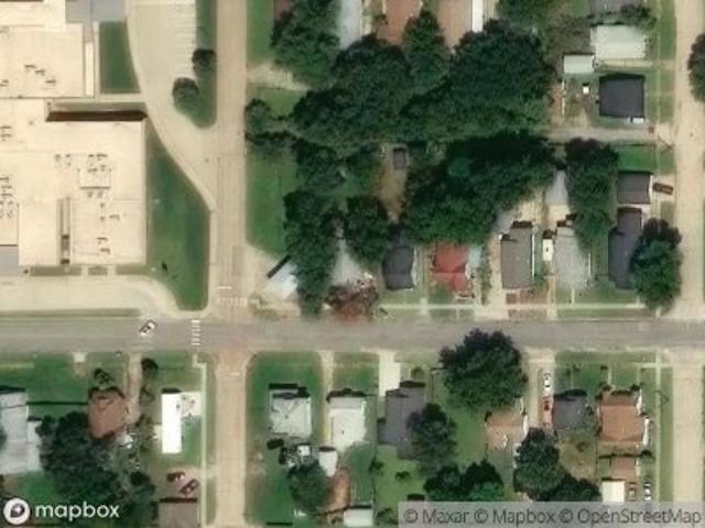 E Elm Ave