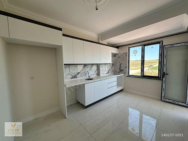 ÇEÇENDEN MARMARACIKTA GÖLET MANZARALI 2+1 SATILIK SIFIR DAİRE