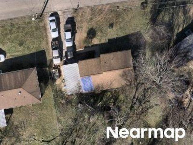E Fairview Dr