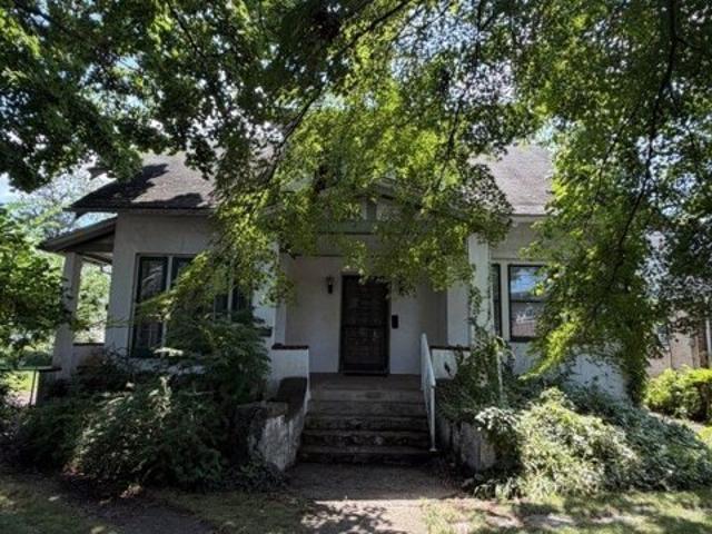 E Front St, Plainfield, Home For Sale