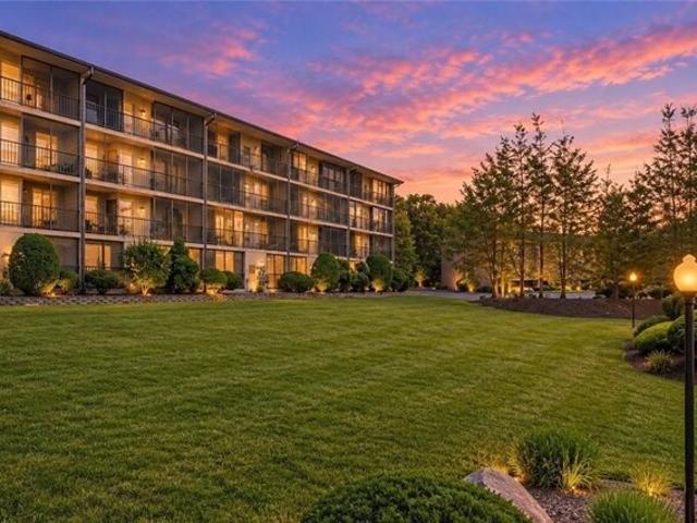 E Greenwich Ave Apt, West Warwick, Condo For Sale