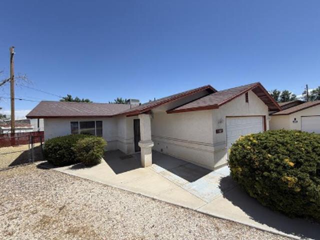 E Hearne Cir