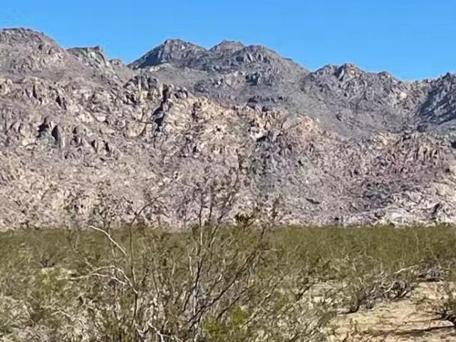 E High, Yucca, AZ 86438 MLS 038883