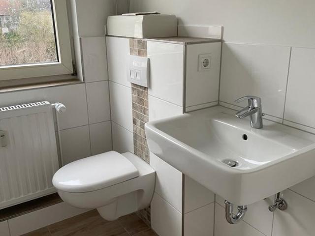 E Holsterhausen 62QM, 2 Zimmer + Küche