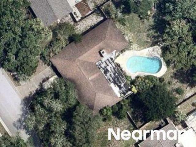 E Hornbeam Dr