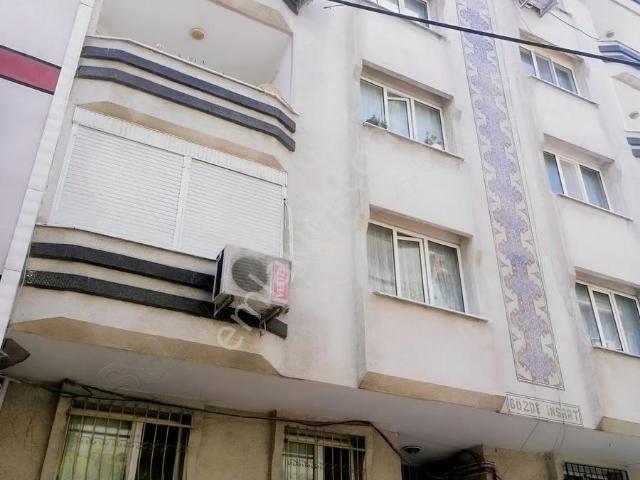 Çeşit Emlak Güven Mah De 1999 Yapımı Temiz Bina Da 3+1 Daire