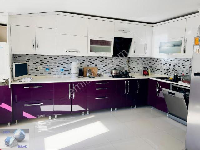 Çeşit Emlak Haznedar Mah De 4+1 Teras Kat 150m2 Satılık Daire