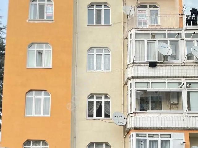 Eğitimciler Sitesi'nde Bakımlı 2+1 Kiralık Daire
