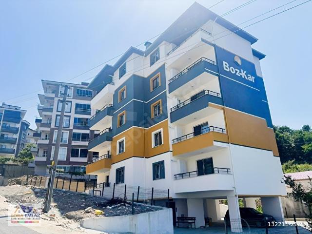 EĞİTİM FAKÜLTESİ MEVKİİ ANAYOLA YAKIN SATILIK SIFIR 2+1