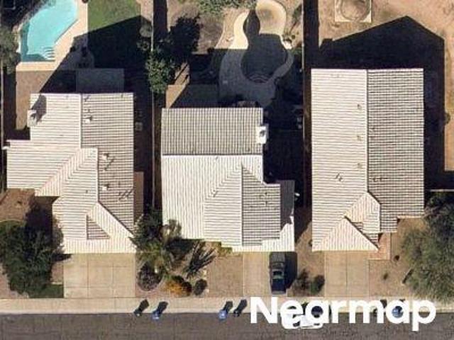 E Kerry Ln