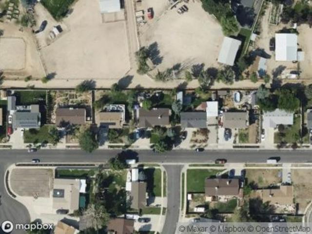 E Lexington Dr
