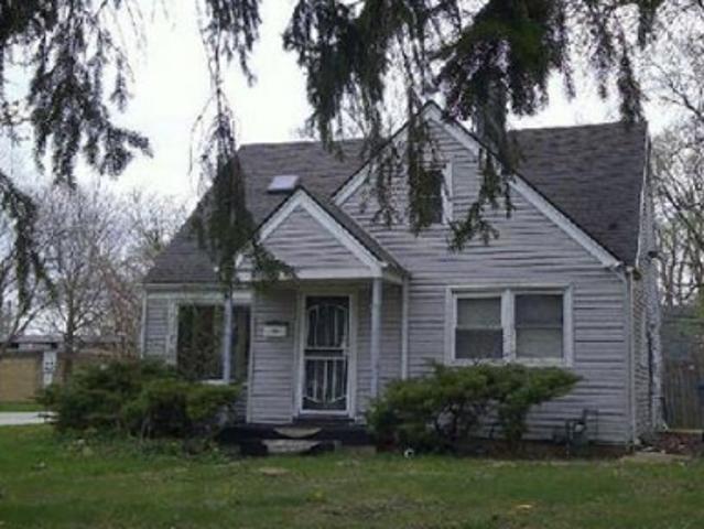 E Linden St