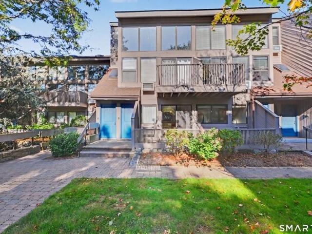 E Putnam Ave Apt,greenwich, Condo For Sale