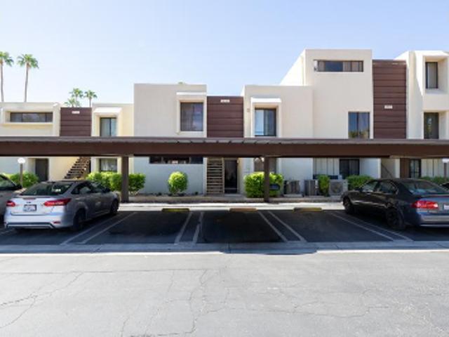 E Palm Canyon Dr Unit 205