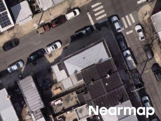 E Palmer St