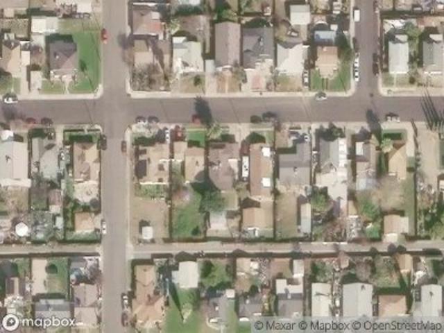 E Pleasant St