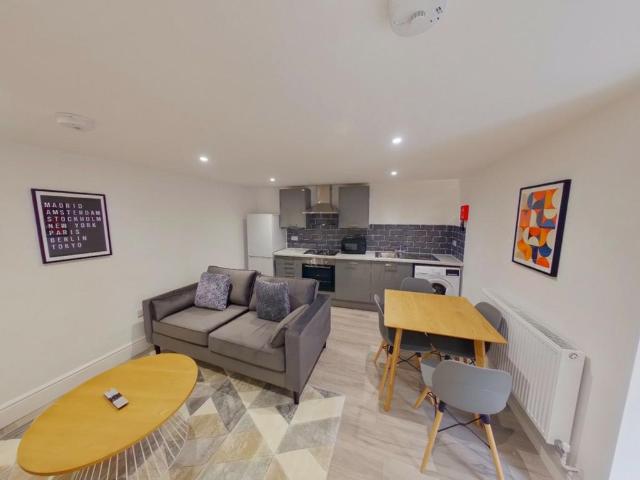 E Portland Street, Lincoln LN5 2 bed house to rent £1,517 pcm £350 pw