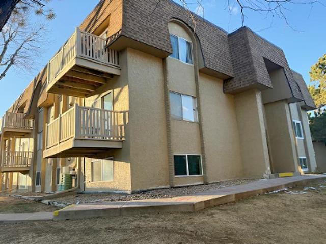 E Quincy Ave Apt 108