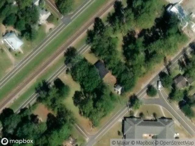 E Railroad Ave