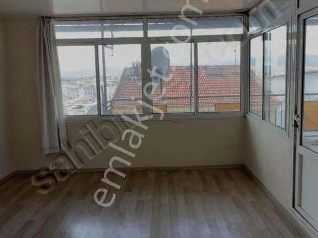 Eşrefpaşa'da 2+1 Çift Cephe Ferah Satılık Daire