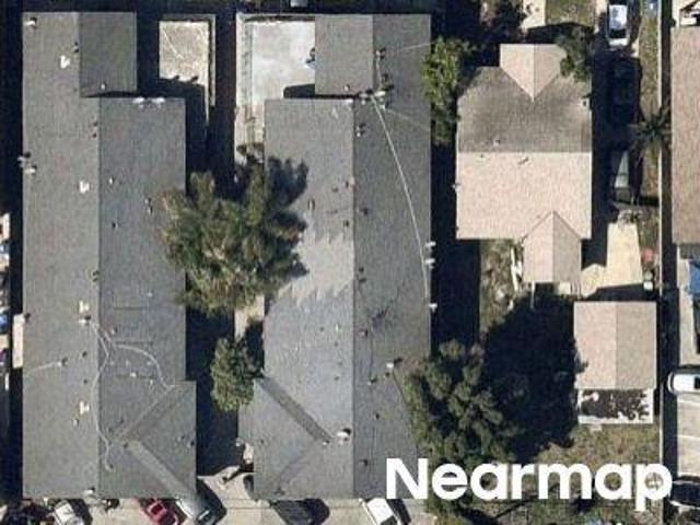 E Rhea St