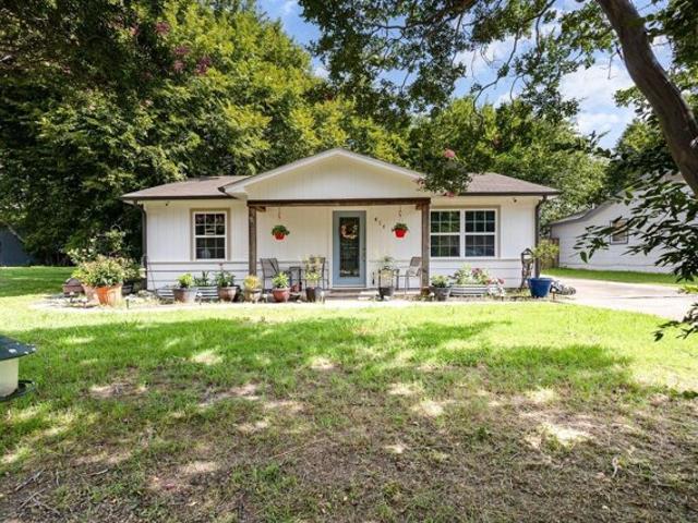 E St St, Quinlan, Home For Sale