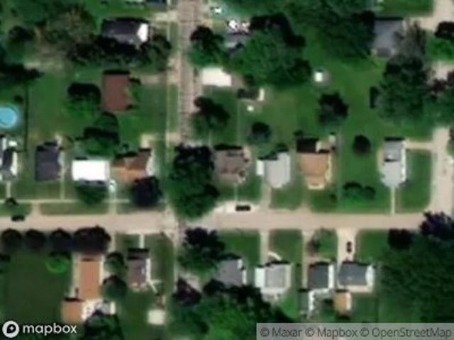 E Summit St