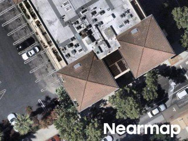 E Saint James St Apt 21