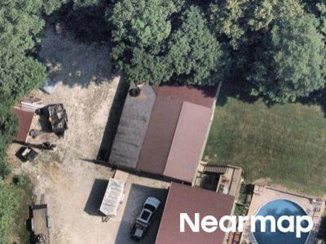 E Tall Oaks Ln