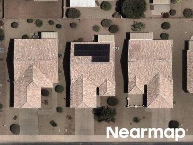 E Torrey Pines Ln