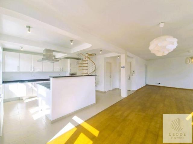 E.U. district. Bright 3 Bedr 3 Bathrooms, 2 Terr cellar