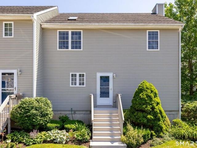 E Village Ct Unit,branford, Home For Sale