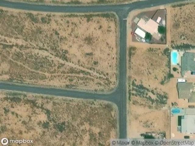 E Winchester Dr
