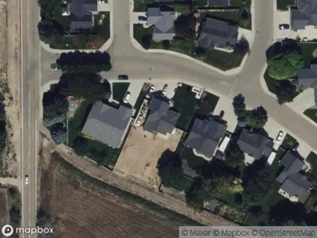 E Winterberry Dr
