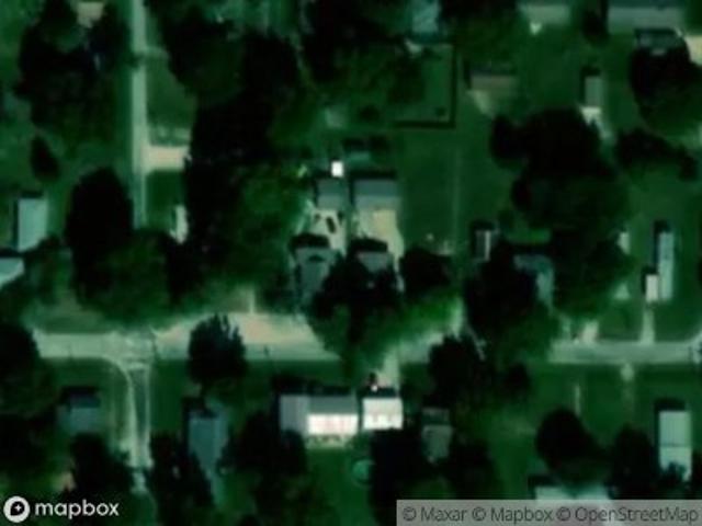 E Wood St