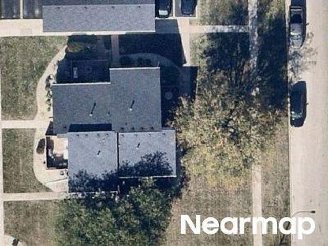 E Woodlawn Rd # 14