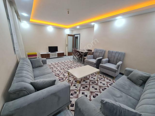 Eşyalı Ultra Lüks 3+1 Bağımsız Salon Metroya Çok Yakın Daire