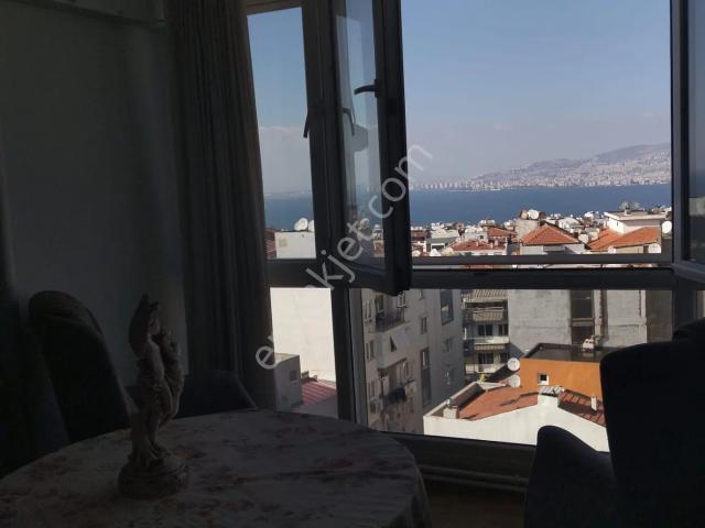 Eşyalı Deniz Manzaralı 2+1 Doğalgazlı Asansörlü Eşrefpaşa Cadde Üstü